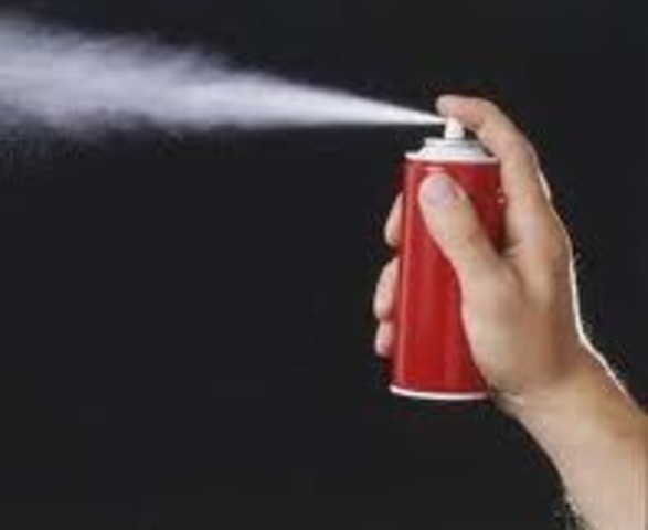 Un aerosol que limpia los mares contaminados