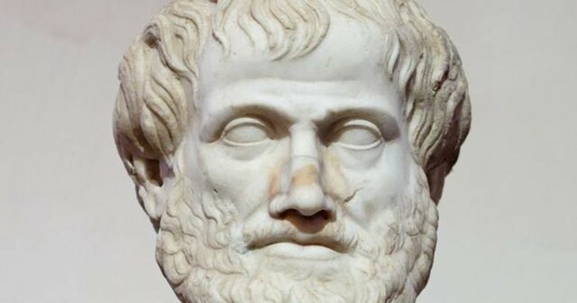Aristóteles realiza la primera clasificación de los seres vivos