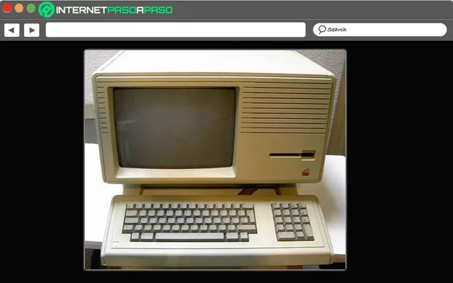 Macintosh 128K.