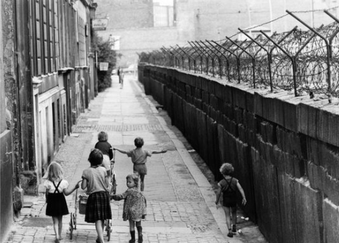 Berlin Wall Goes Up