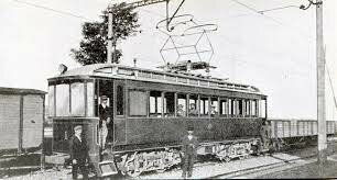 Electric train with passagers