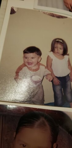 jugando con mi hermano