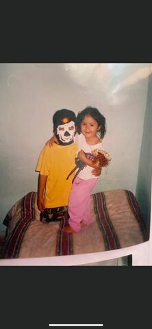 Pijamada con mi hermano