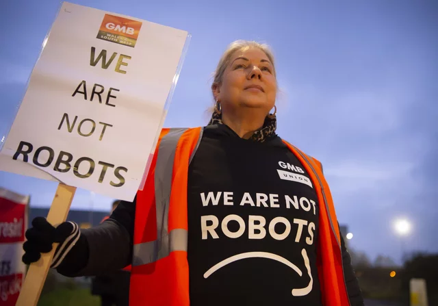 Black Friday Amazon Protests