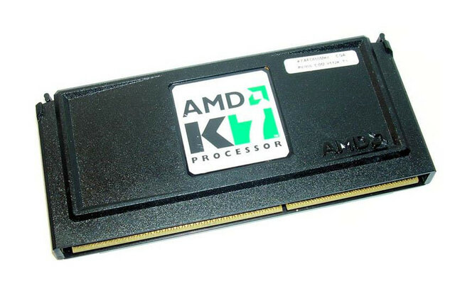 AMD Athlon K7: 28 DE JULIO DE 1999