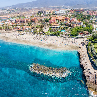 Timeline: Adeje economía