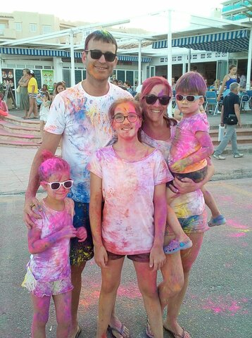 La meva primera festa (holi)