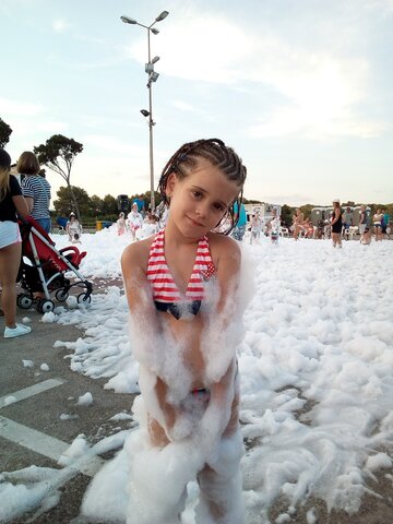 La primera festa d'espuma (sa coma )