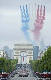 Le 14 Juillet​ (Día Nacional de Francia)