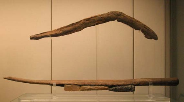 3500-3100 BC  Throw Stick