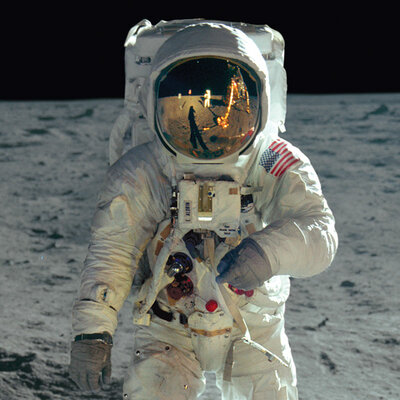 Timeline: Mision Apolo