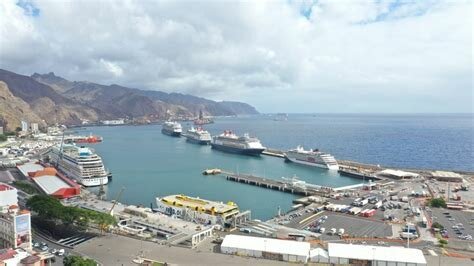 Puerto de Santa Cruz, villa exenta