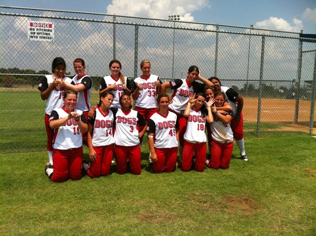 The Oklahoma Bulldogs won Softball State champions.