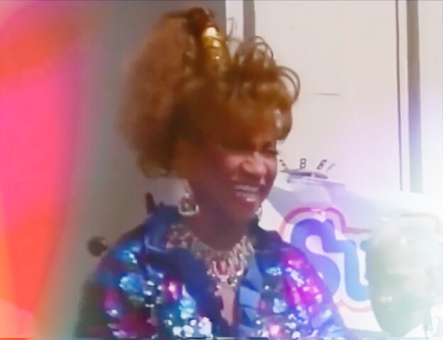 Celia performs for the last time with La Sonora Matancera