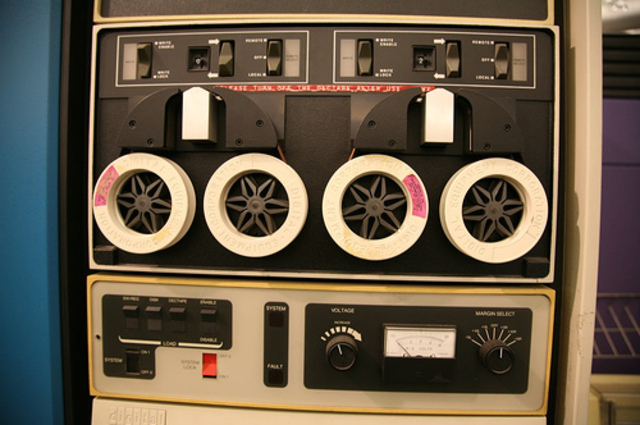 Primeras grabaciones magnéticas de información