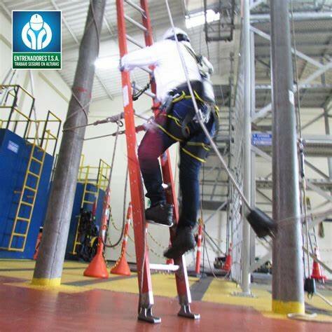 RESOLUCIÓN 4272 DE 2021