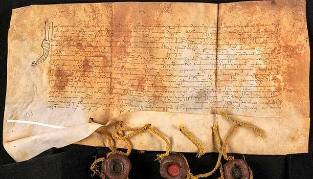 Pergamino en Grecia y roma (2700 a.C.)