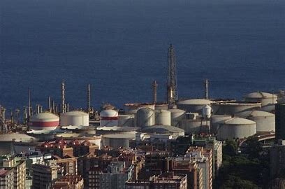 Desmantelamiento de la refinería