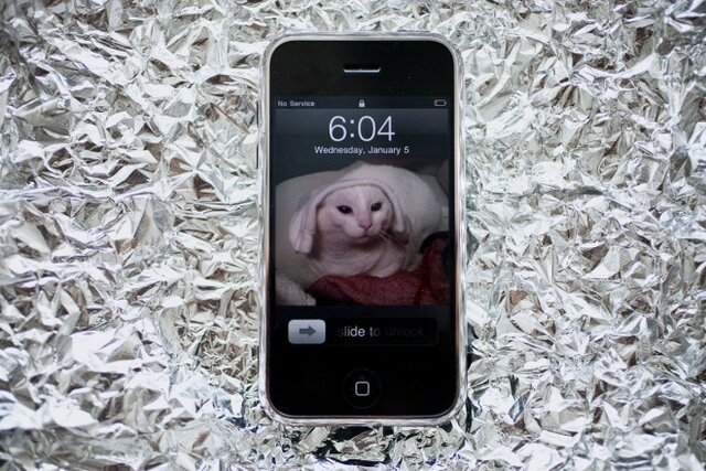 Apple iPhone – 2007