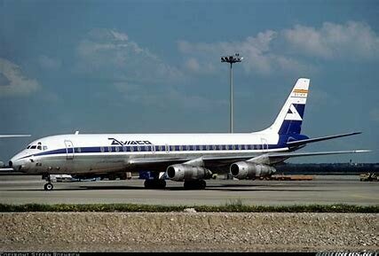 El mayor accidente de aeropuertos causa la muerte de 148 personas