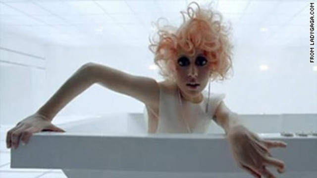 Lady Gaga made big eyes trendy