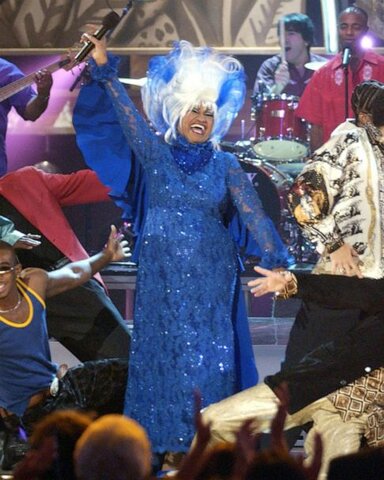 Celia at 2002 Grammys