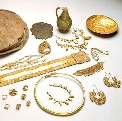 Primeres joies de coure