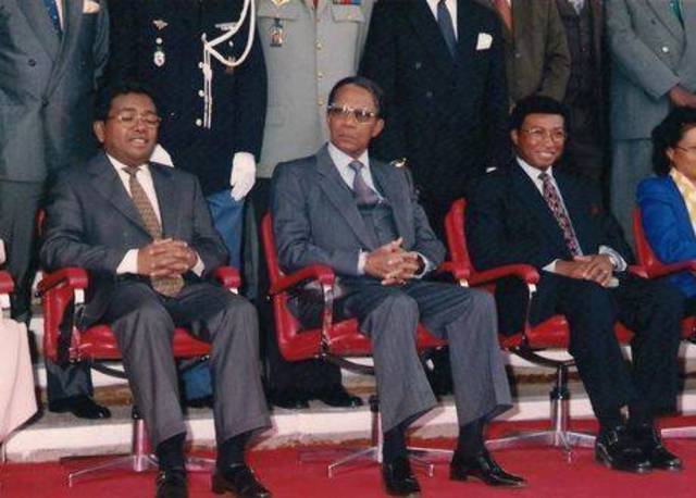 Ratsiraka is voted into power again.