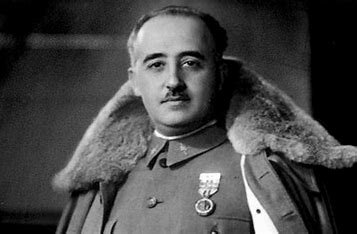El gobierno de Franco es reconocido por Francia e Inglaterra