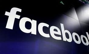 Lanzamiento de Facebook.