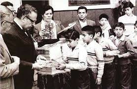 Primera entrega de libros de texto