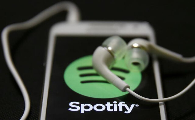 Se lanza el servicio de música en streaming Spotify en varios países de Oriente Medio y Norte de África.