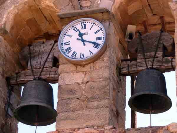 Nou ús dels metalls a l'edad media campanes i rellotges. (els metalls)