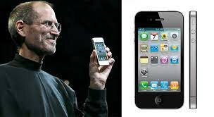 Hace su aparición el iPhone.