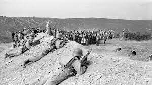 Arribada dels Nacionals a Puigcerdà i Portbou