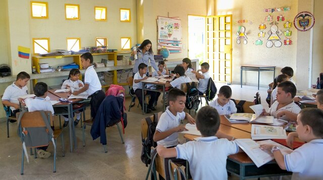 SIGLO XXI ESCUELA NUEVA