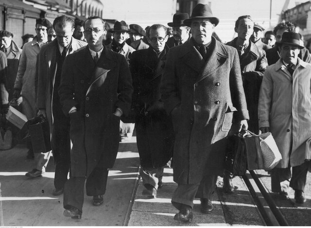 Franco dona la guerra per acabada