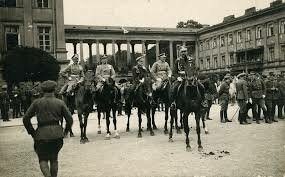 Poles move toward Kiev