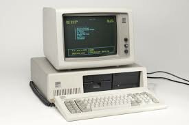 Cuarta Generación (1971-1981) Microprocesador