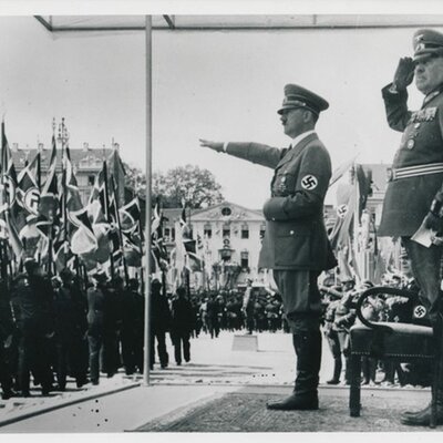 Timeline: A  Alemaña nazi