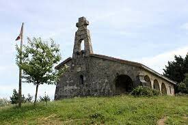 Nafarrak Bizkargi mendia erasotzen hasi