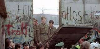 1989-Cae El Muro De Berlín
