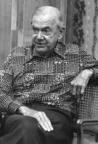 Graham Greene (1904 - 1991)