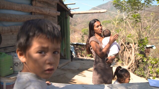 Programas de trasferencias condicionadas en efectivo focalizado a poblaciones en pobreza