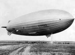 Globo dirigible capaz de llevar personas