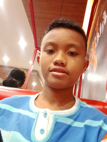 My First Selfie with My Very First Phone