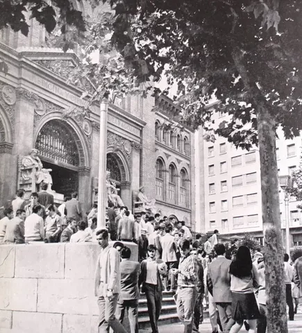 El movimiento estudiantil universitario se complicó con las huelgas de profesores no numerarios