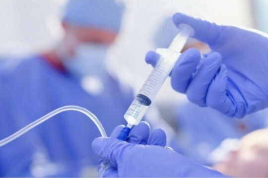 Experimentar con anestesia quirúrgica