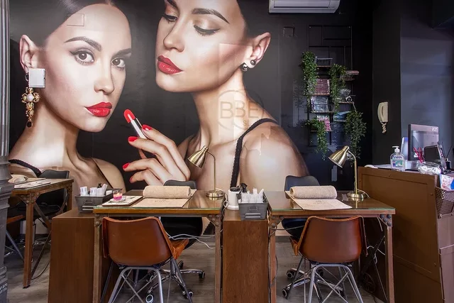 Shirley empieza su carrera universitaria