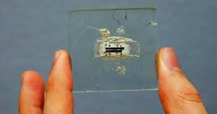 Η αντικατάσταση του τρανζίστορ και άλλων ηλεκτρονικών στοιχείων απο ολοκληρωμένο κύκλωμα